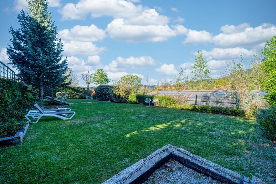 More Photos Of , Cercedilla Hotel For Sale