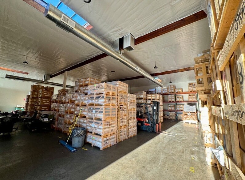 More Photos Of 749 Old County Rd, San Carlos Service For Lease