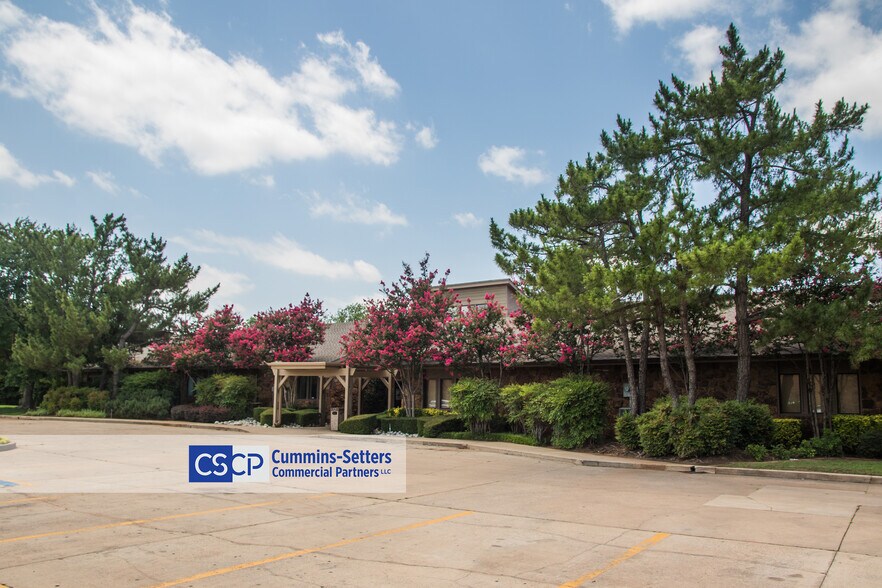 More Photos Of 4417 W Gore Blvd, Lawton Medical For Sale