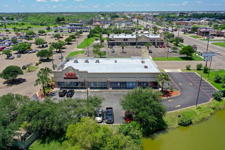 More Photos Of 7490 Padre Island Blvd, Brownsville Unknown For Lease