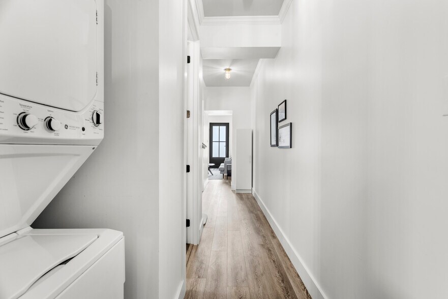 More Photos Of 782 Water St, Biloxi Office For Sale