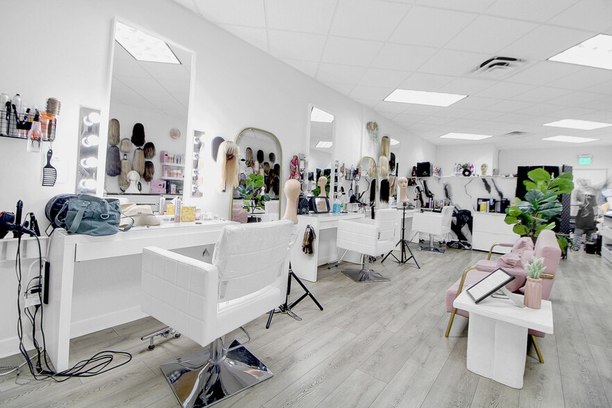 More Photos Of 3359-3399 Sheridan St, Hollywood Storefront For Lease