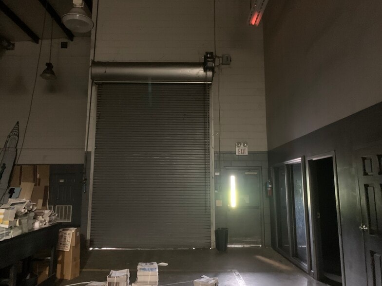 More Photos Of 207 Dunson St, Andalusia Light Distribution For Sale