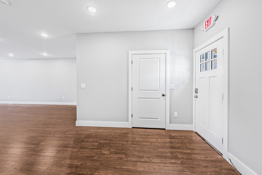More Photos Of 24 S Washington Ave, Margate City Medical For Sale