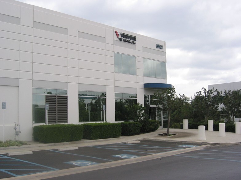 More Photos Of 20562 Crescent Bay Dr, Lake Forest Warehouse For Lease