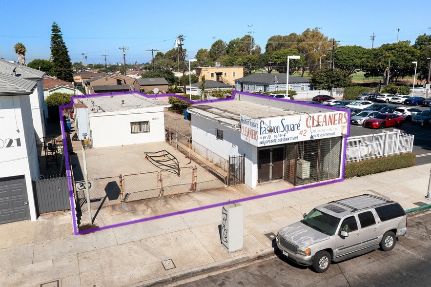Primary Photo Of 10015 S Western Ave, Los Angeles Storefront For Sale