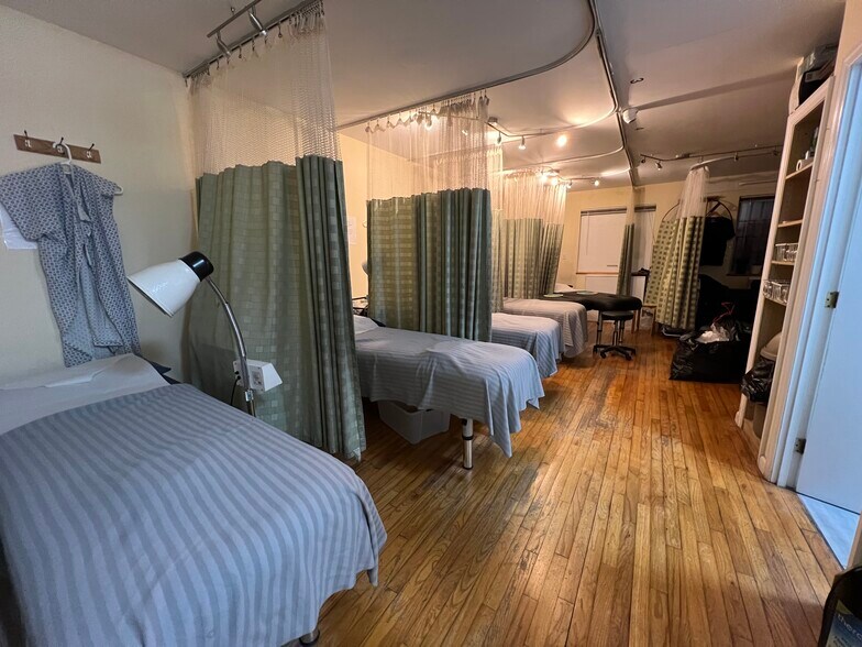 More Photos Of 8733 Justice Ave, Flushing Storefront Retail Residential For Lease