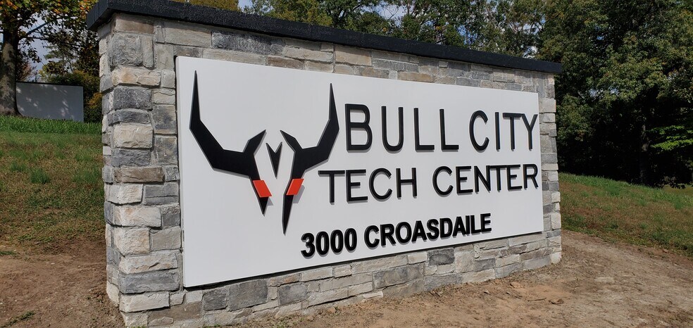 More Photos Of 3000 Croasdaile Dr, Durham Office For Lease