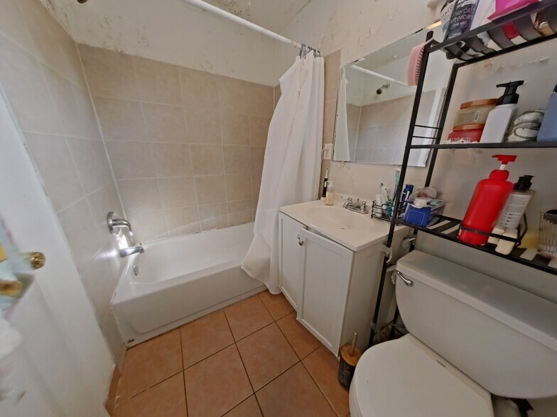 More Photos Of 2041 N 15th St, Philadelphia Apartments For Sale
