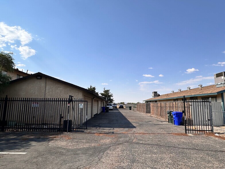 More Photos Of 12745 Navajo Rd, Apple Valley Apartments For Sale