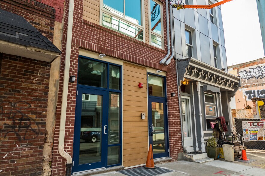 Primary Photo Of 2127 N Front St, Philadelphia Apartments For Lease