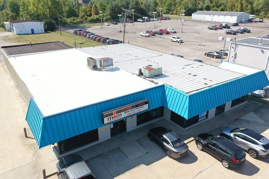 More Photos Of 1653-1655 W 4th St, Mansfield General Retail For Sale