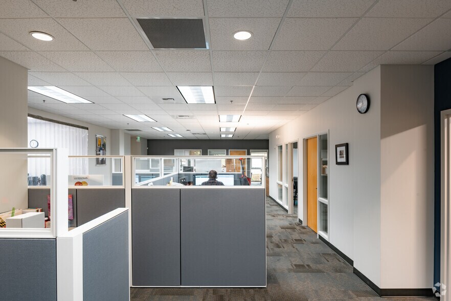 More Photos Of 35131 SE Douglas St, Snoqualmie Office For Sale