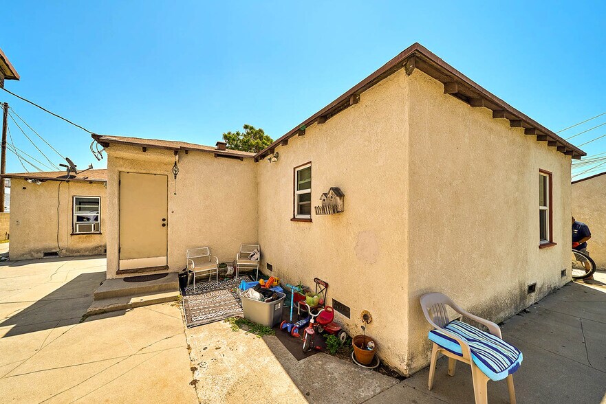 More Photos Of 101 S Olive Ave, Alhambra Multifamily For Sale