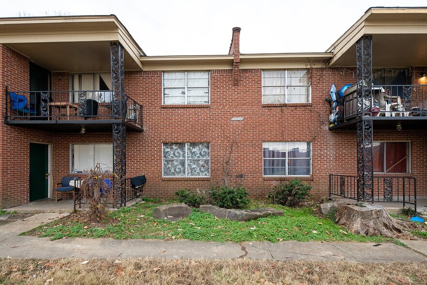 More Photos Of 1861 Corning Ave, Memphis Apartments For Sale
