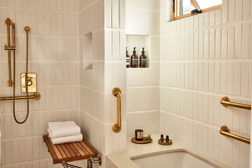 More Photos Of 28920 Pacific Coast Hwy, Malibu Hotel For Sale