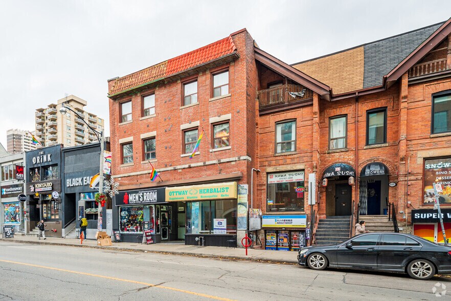 Primary Photo Of 453 Church St, Toronto Storefront Retail Residential For Lease