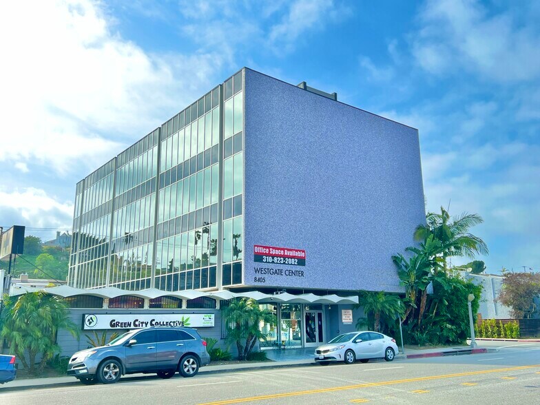 More Photos Of 8405 Pershing Dr, Los Angeles Medical For Lease