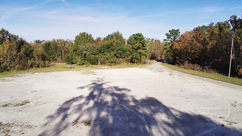 More Photos Of 175 Container Rd, Savannah Land For Lease