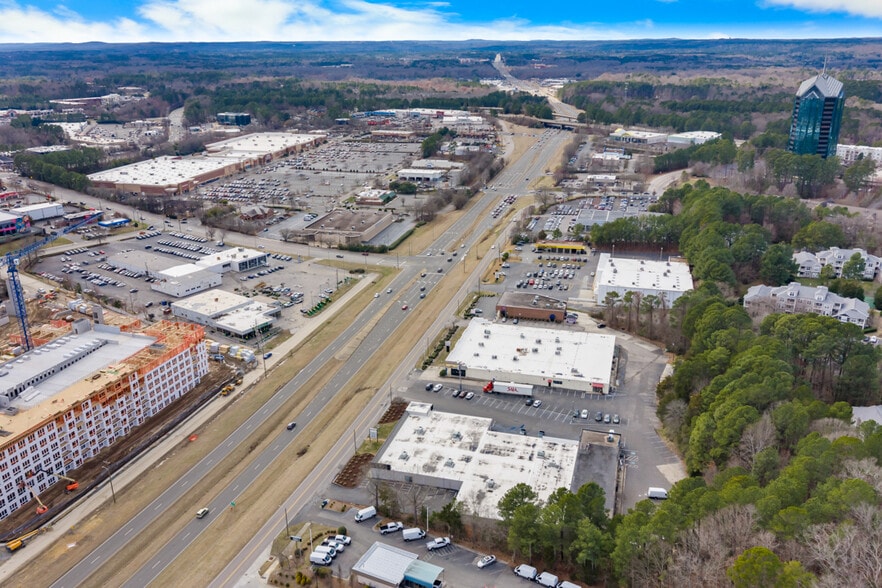 More Photos Of 3742 Durham Chapel Hill Blvd, Durham Showroom For Lease