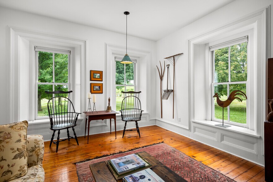 More Photos Of 9940 Middle Rd, Hammondsport Winery Vineyard For Sale