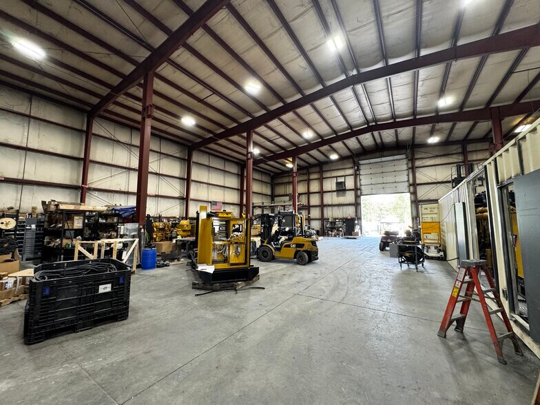 More Photos Of 312 W Center Cross St, Edinburgh Warehouse For Sale