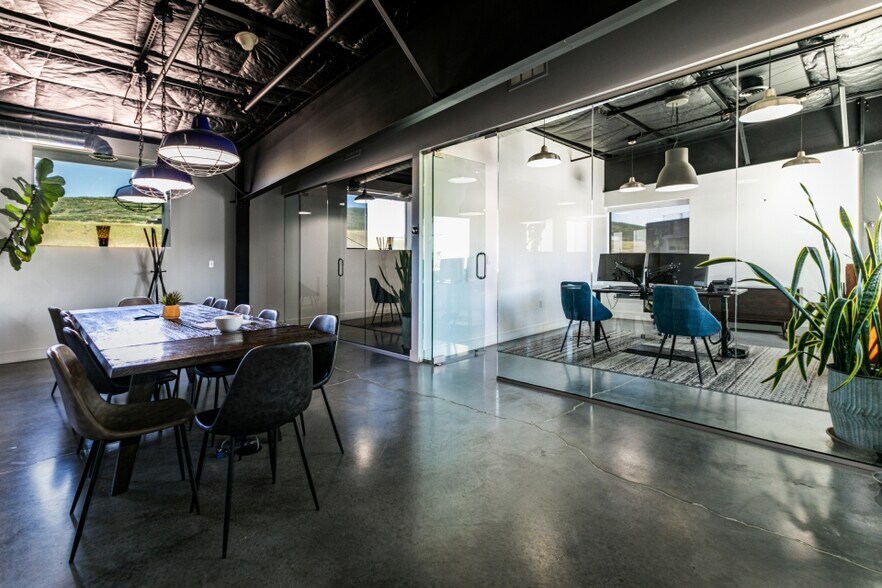 More Photos Of 4383 Forestdale Dr, Park City Warehouse For Lease