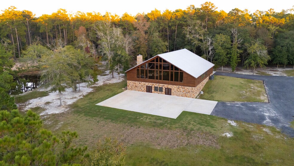 More Photos Of 3817 Central St, Waycross Specialty For Sale