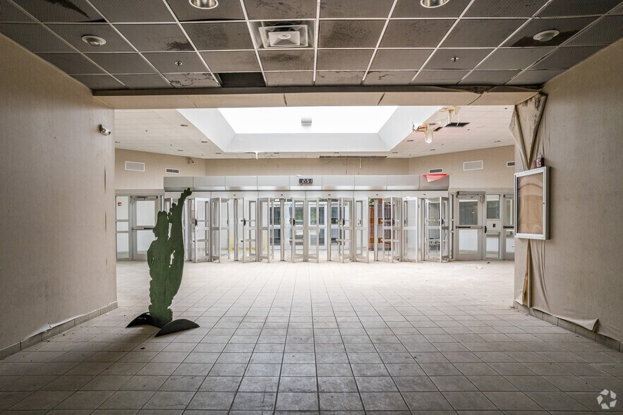 More Photos Of 7600 Antoine Blvd, Shreveport Unknown For Lease