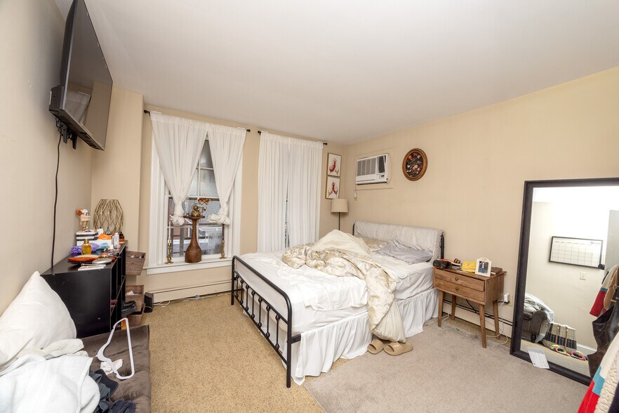More Photos Of 74 N Main St, Lambertville Storefront Retail Residential For Sale