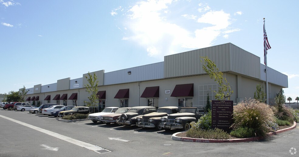 More Photos Of 580 Valdry Ct, Brentwood Warehouse For Lease