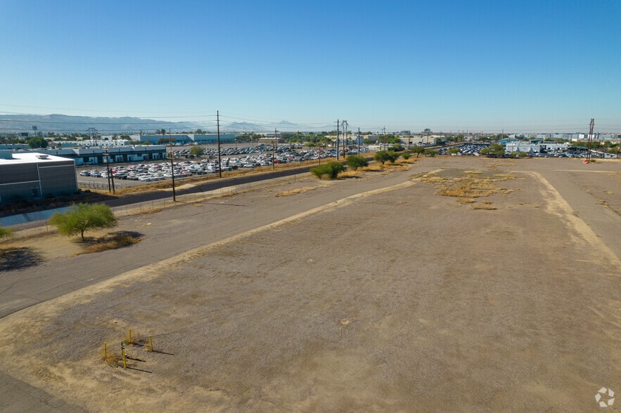 More Photos Of 3232 S 48th St, Phoenix Warehouse For Lease