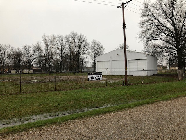 More Photos Of Frontage Rd, Marshall Land For Lease