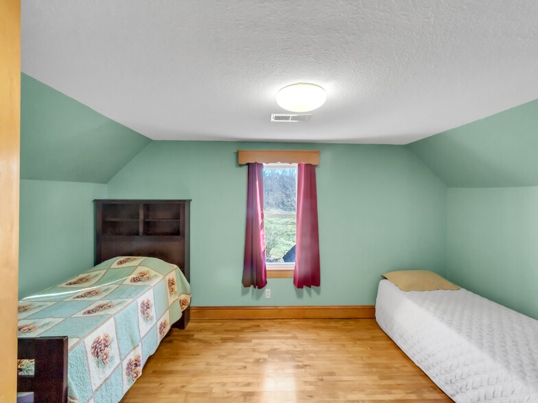 More Photos Of 1254 Pisgah Dr, Canton Specialty For Sale