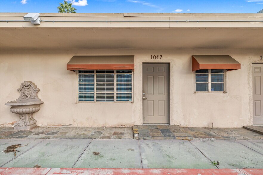 More Photos Of 1059-1063 N Palm Canyon Dr, Palm Springs Storefront For Sale