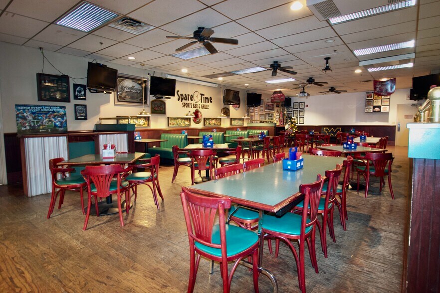 More Photos Of 157 Maple Carriage Dr, Lewisburg Bowling Alley For Sale