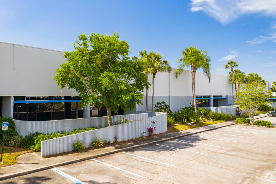 More Photos Of 8402 Laurel Fair Cir, Tampa Unknown For Lease