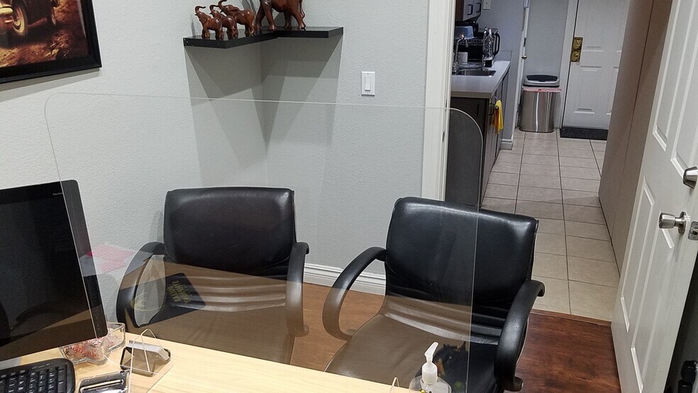 More Photos Of 1380 E Sahara Ave, Las Vegas Medical For Sale