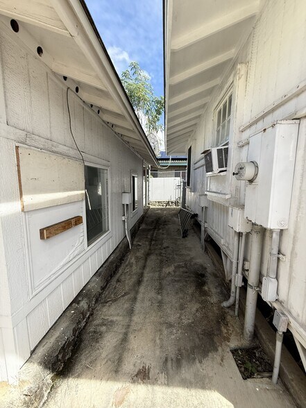 More Photos Of 1424 Gulick Ave, Honolulu Multifamily For Sale