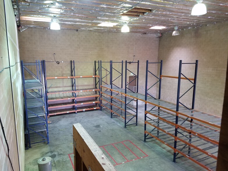 More Photos Of 7648 Lemon Ave, Lemon Grove Manufacturing For Lease