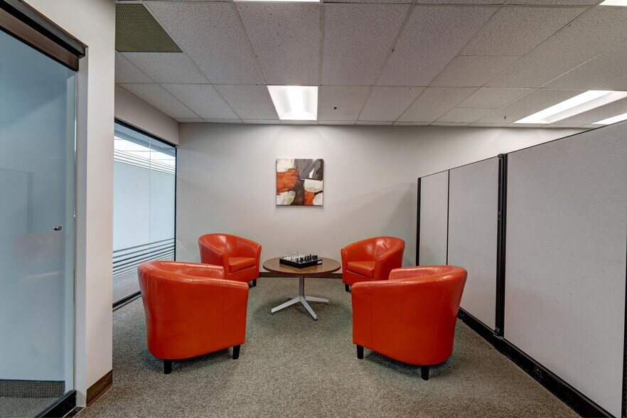 More Photos Of 1161 Murfreesboro Rd, Nashville Office For Sale