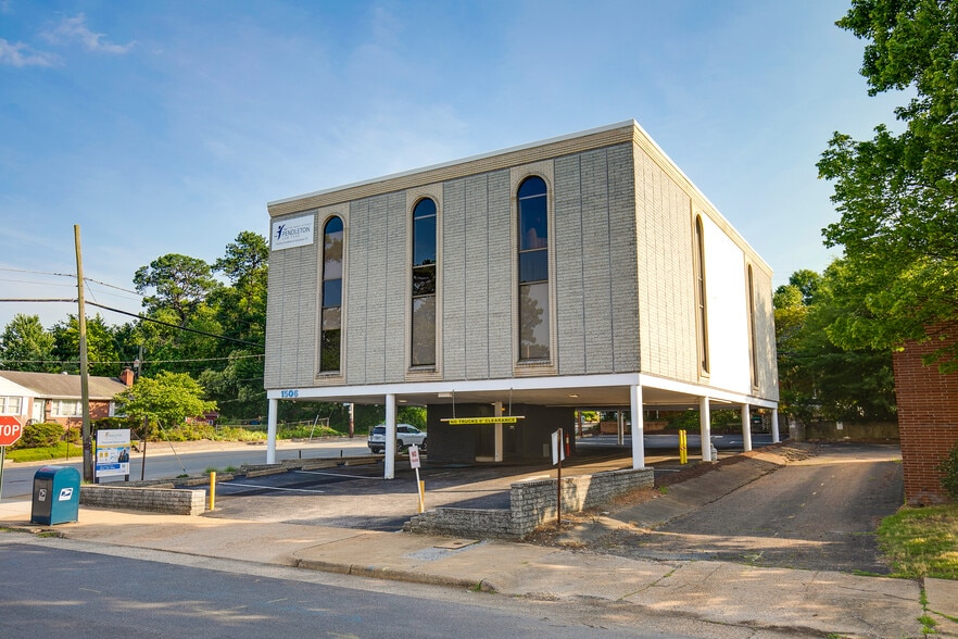 More Photos Of 1506 Staples Mill Rd, Richmond Office For Sale