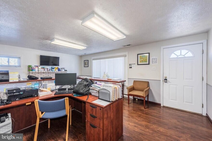 More Photos Of 4155 Glen Park Rd, Nottingham Office For Sale