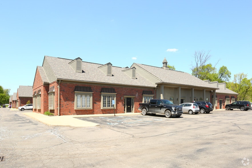 More Photos Of 37601-37649 Pembroke Ave, Livonia Office For Lease