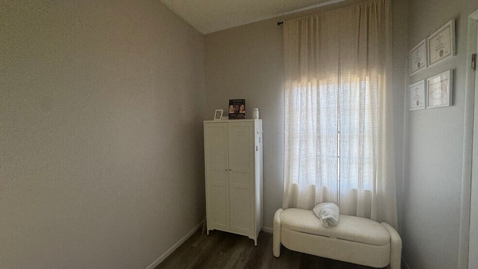 More Photos Of 1688 N Belcher Rd, Clearwater Industrial For Lease