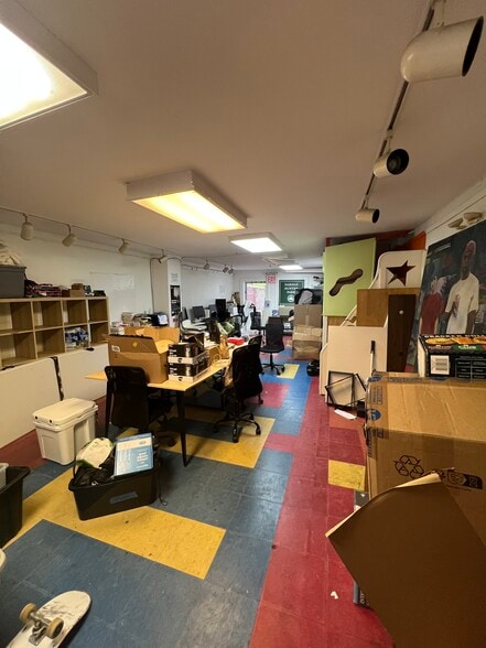 More Photos Of 297 E Tenth St, New York Apartments For Lease