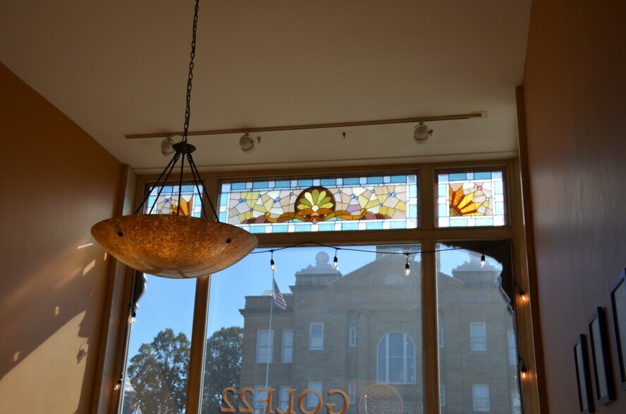 More Photos Of 11 Benton Ave E, Albia Restaurant For Sale