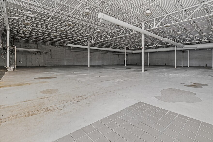 More Photos Of 1379 Bucktail Rd, Saint Marys Unknown For Lease