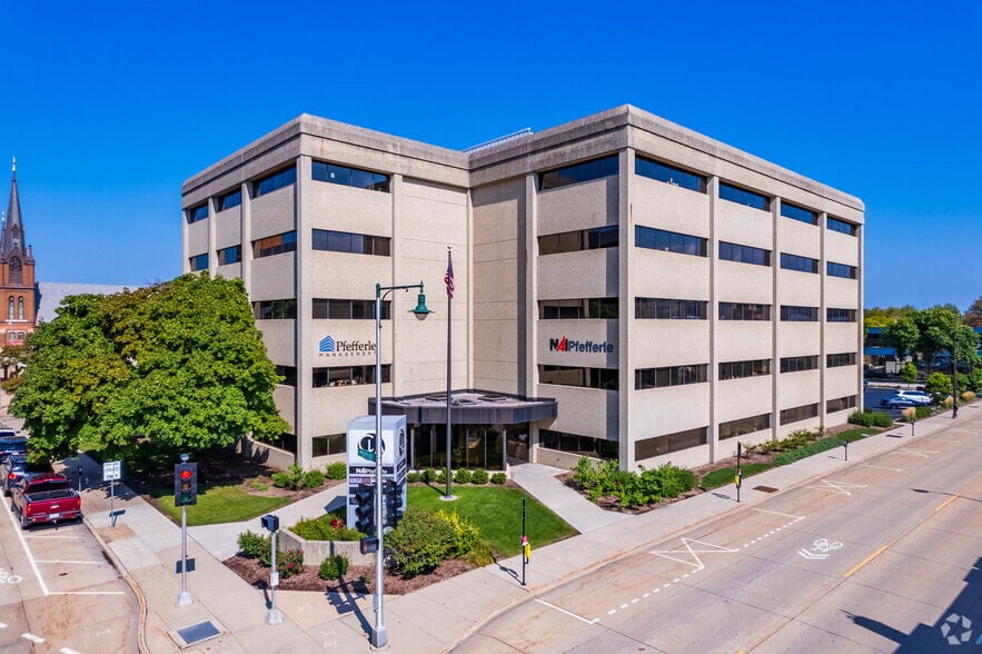 Primary Photo Of 200 E Washington St, Appleton Office For Lease