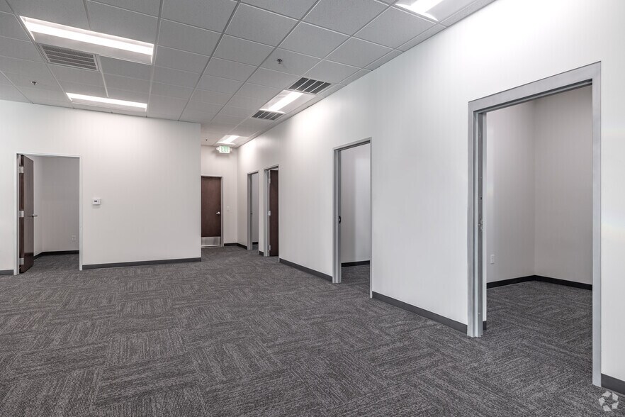 More Photos Of 2200 Grand Avenue Pky, Austin Unknown For Lease